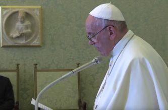 udienza microfono papa