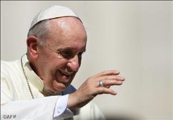 papa-francesco-saluto-5