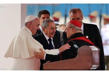 papa Francesco a Cuba benvenuto