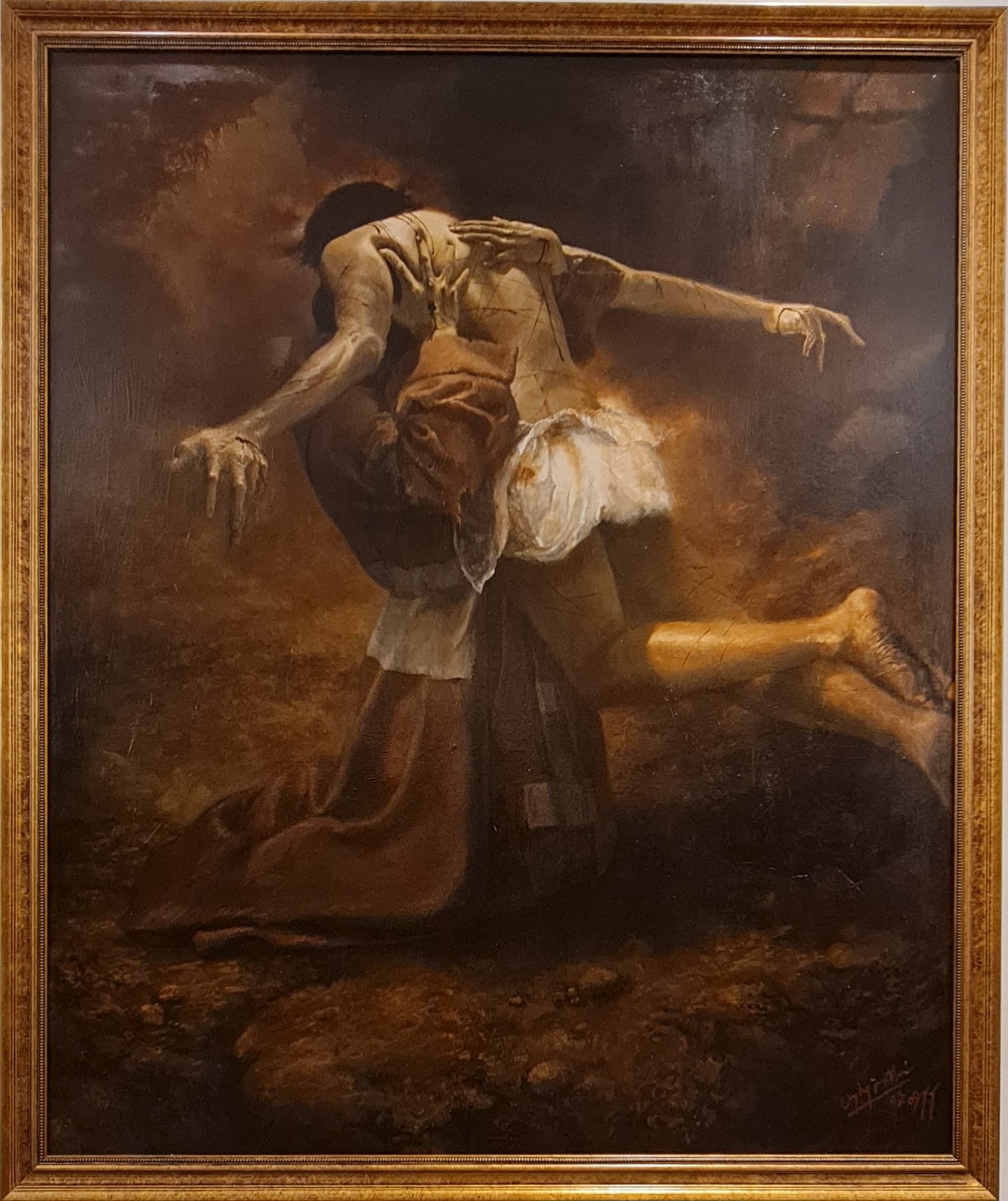 Francesco abbraccia Cristo e dona Cristo